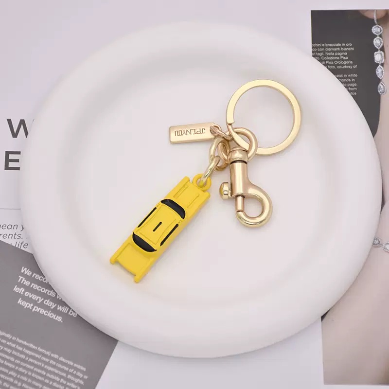 Pingente de Ferro em Formato d - Car Accessories York avaliação e preço